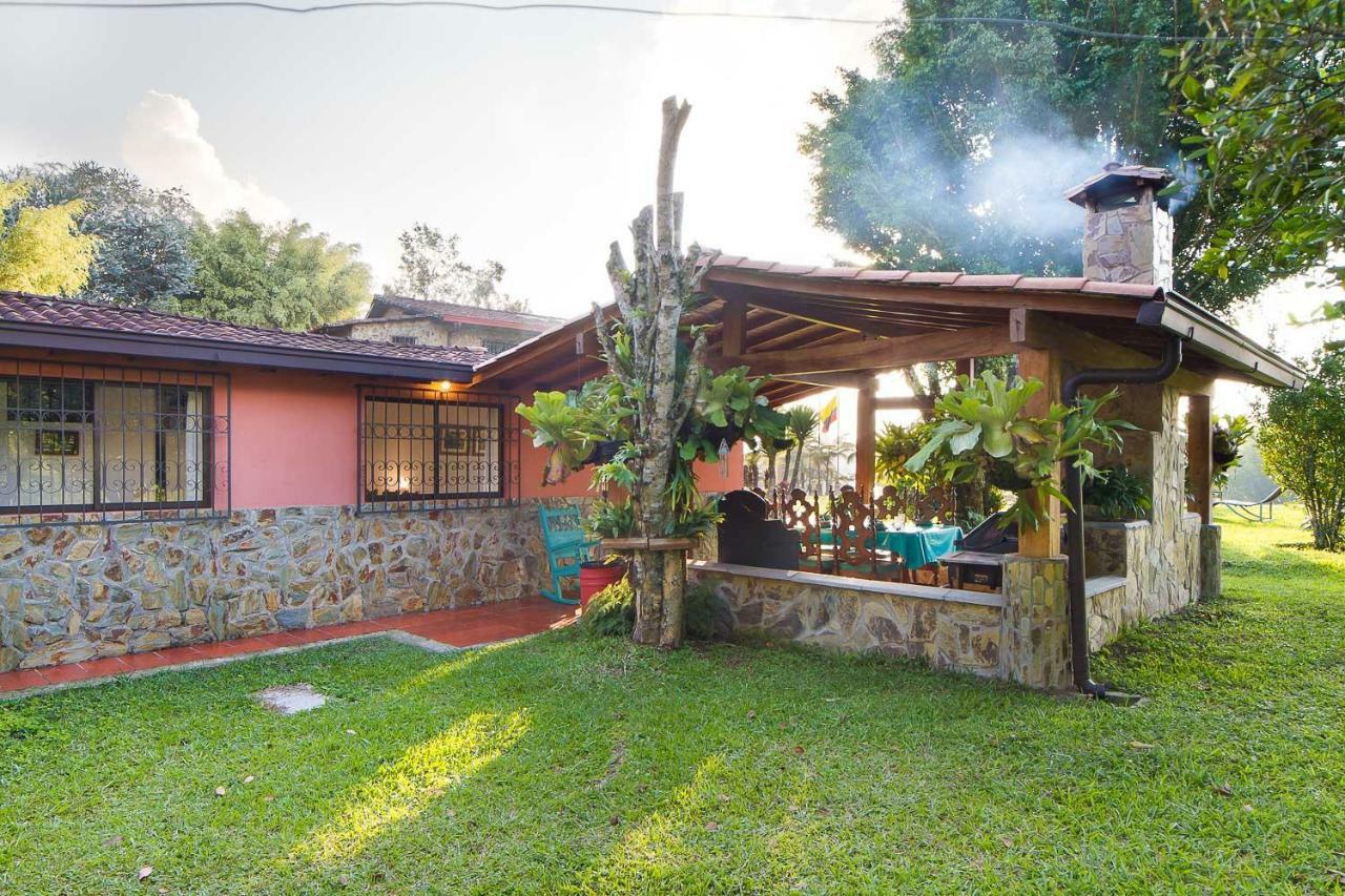 Guatapé La Casa De Piedraヴィラ エクステリア 写真